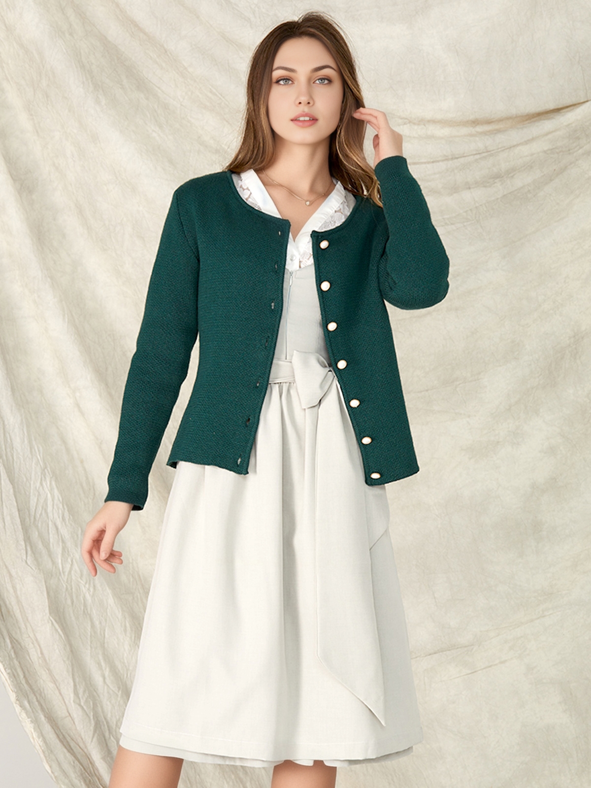 Einfarbiges Dirndl in Grün