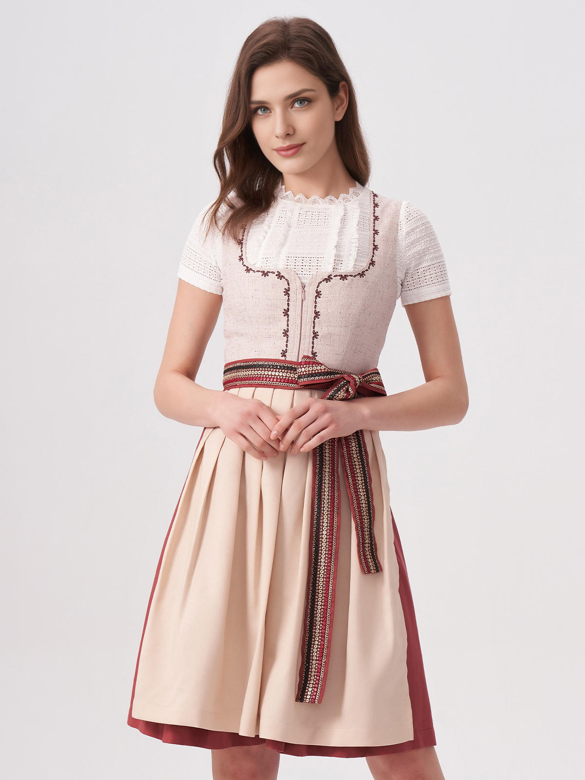 Gelbes Dirndl mit rosa Blumenmuster