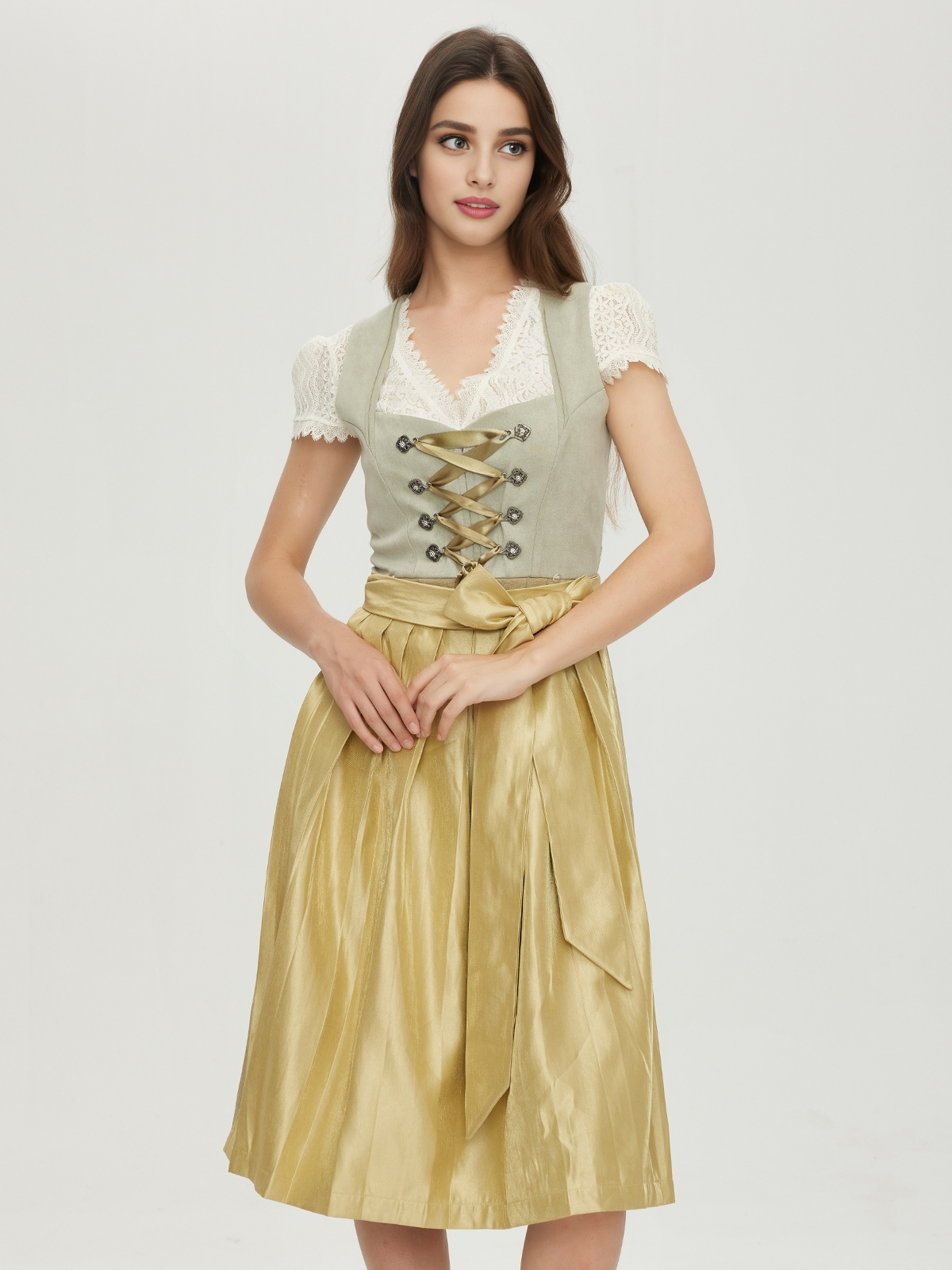 Dirndl in Grün – Eleganz und Tradition