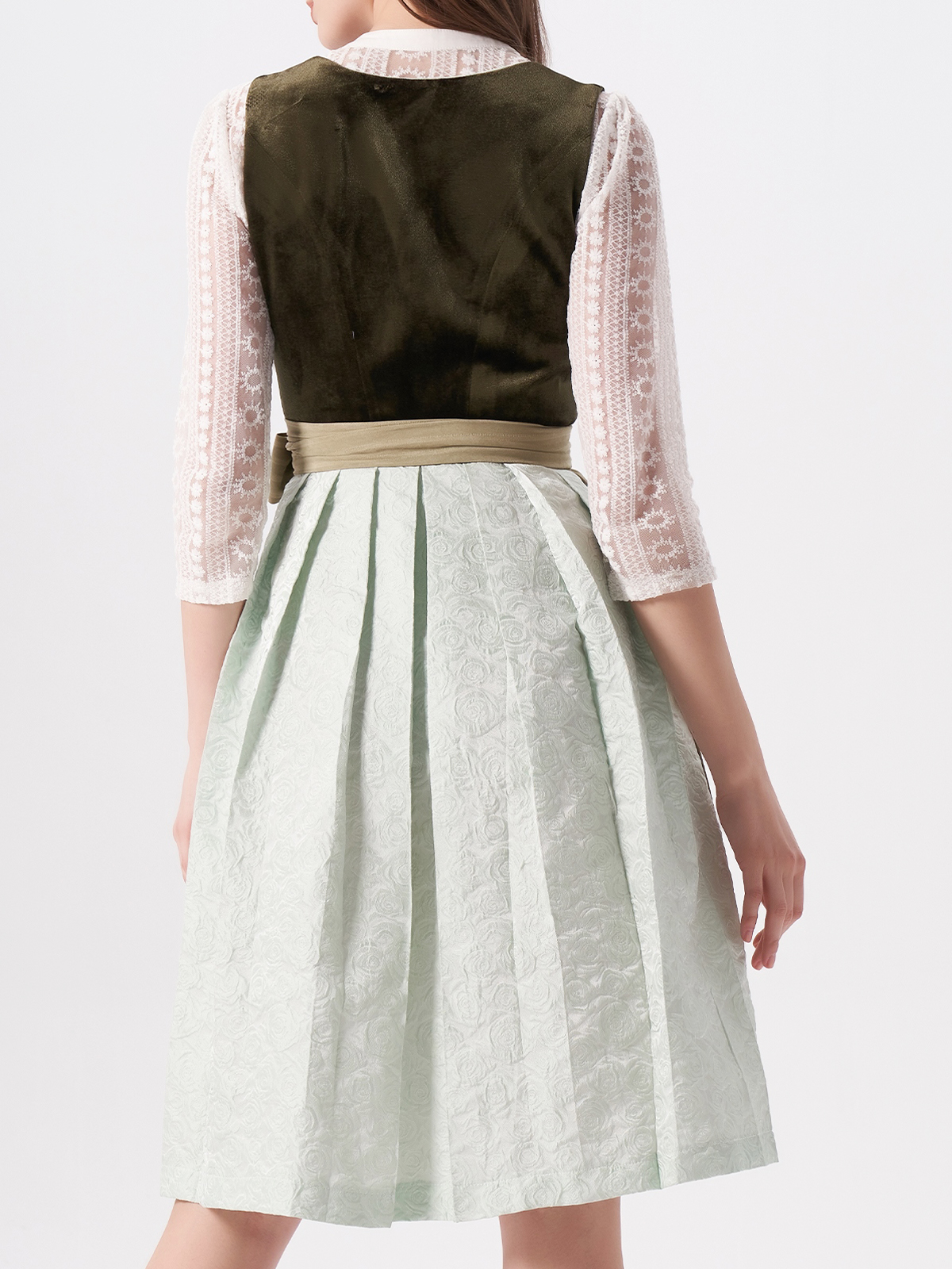 Modernes Dirndl in Grün mit schwarzer Schürze