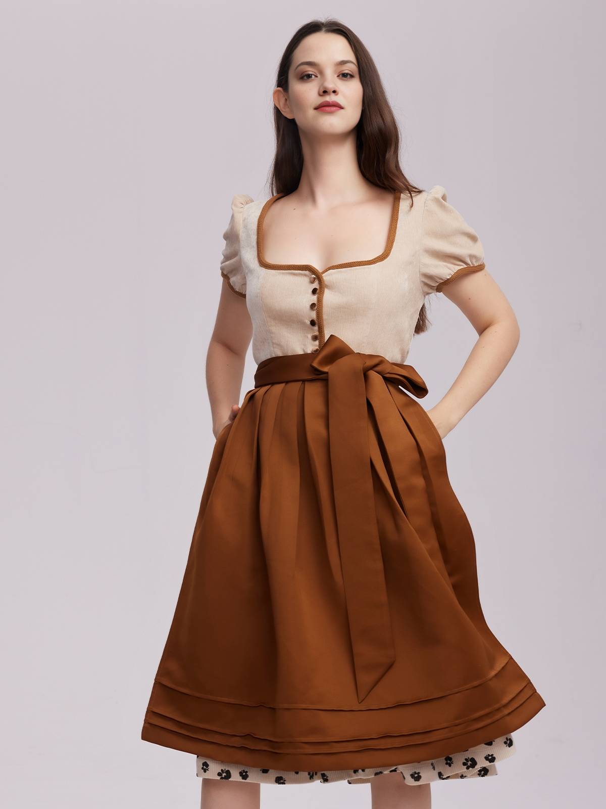 Dirndl in Braun – zeitlos und stilvoll