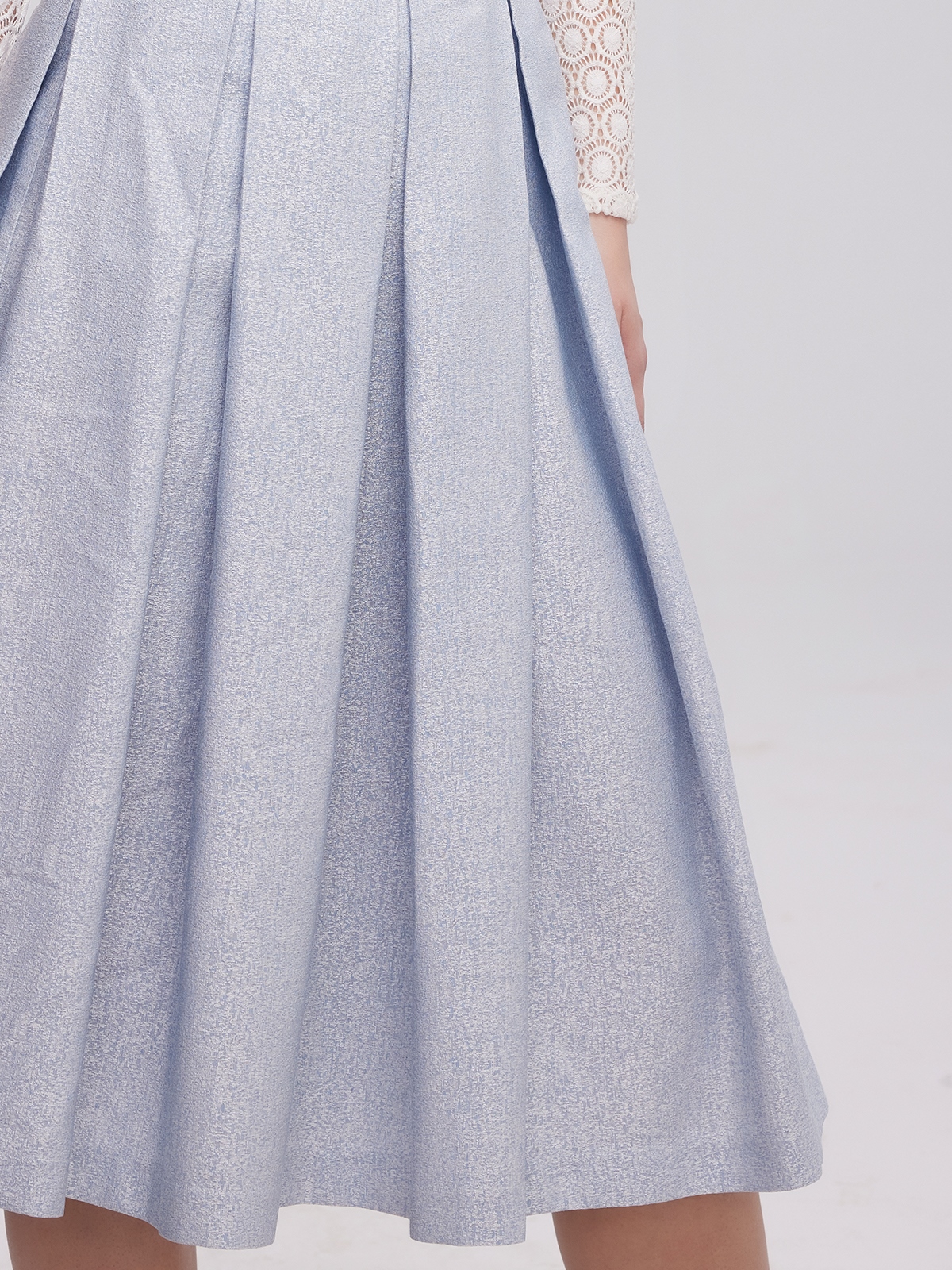 Modernes Dirndl in Blau und Grün