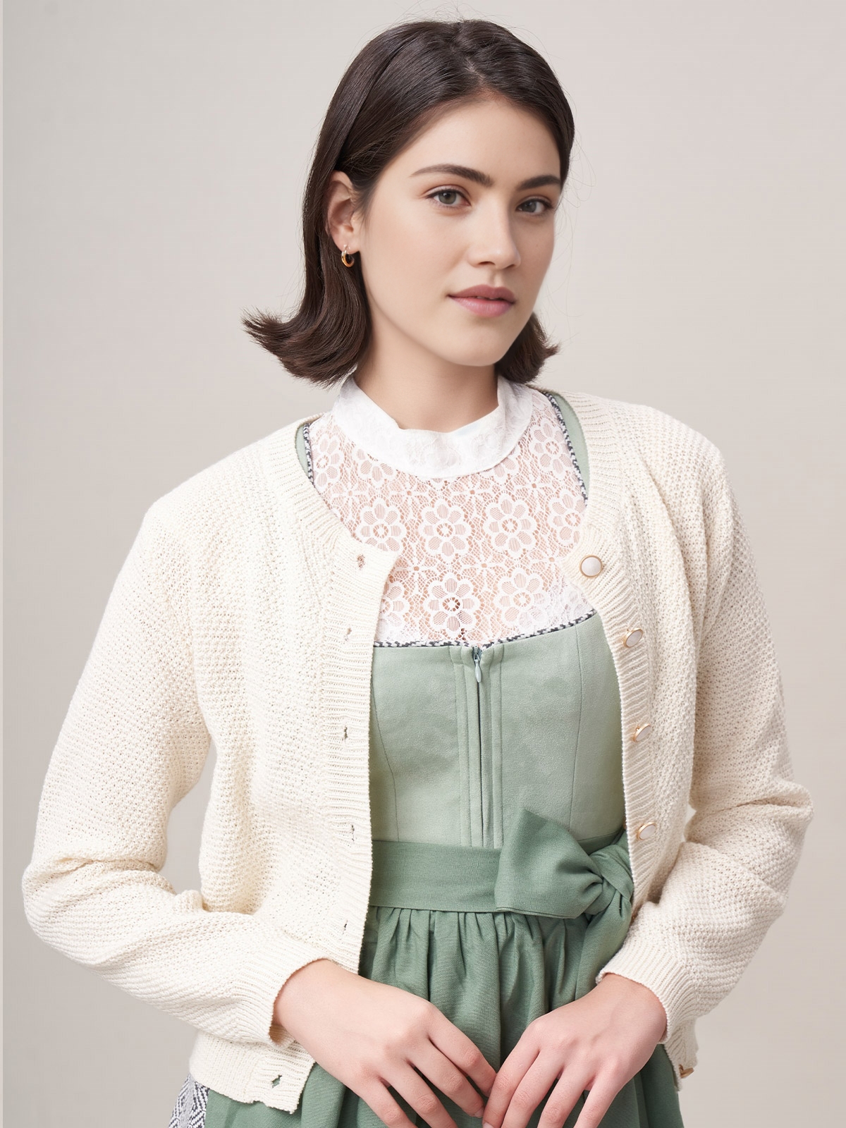 Dirndlbluse Spitze Langarm in Weiß