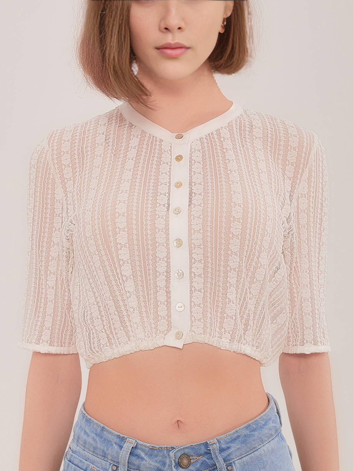 Dirndl mit raffiniertem Ausschnitt