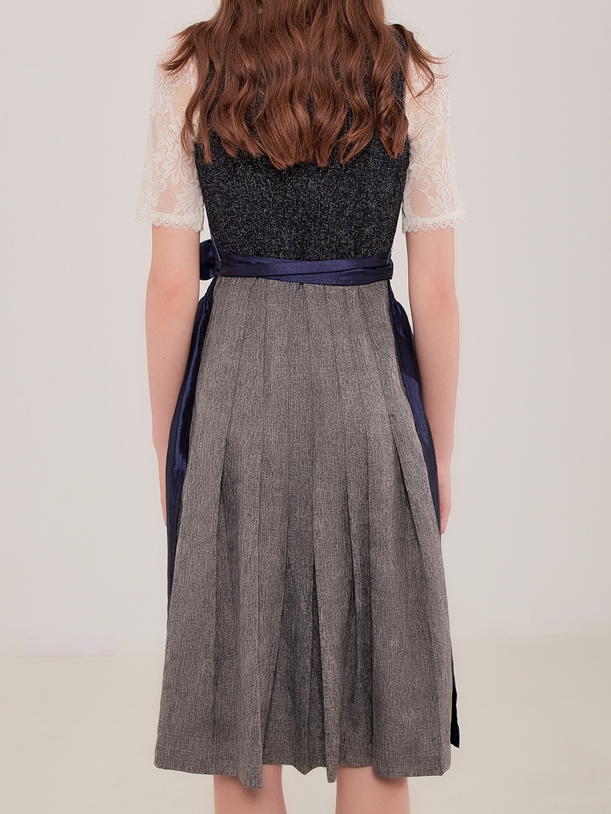 Dirndlbluse in Blau