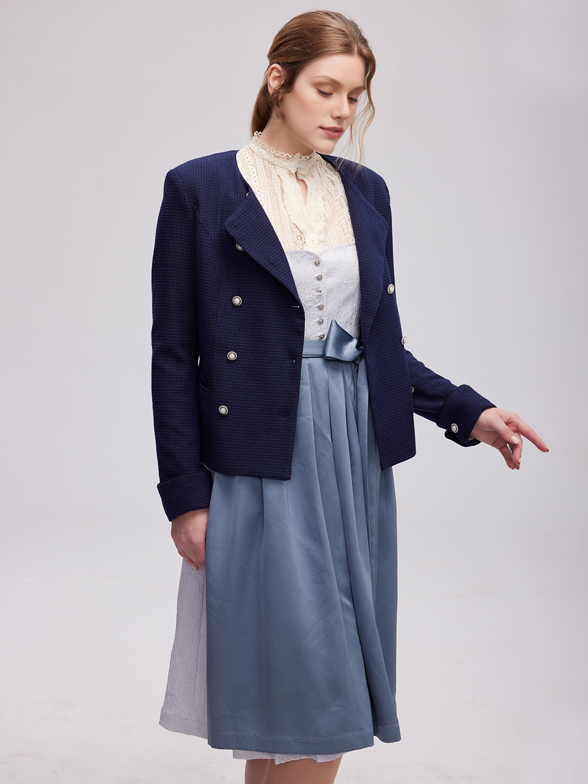 Dirndl mit Bluse Reißverschluss vorne in Blau