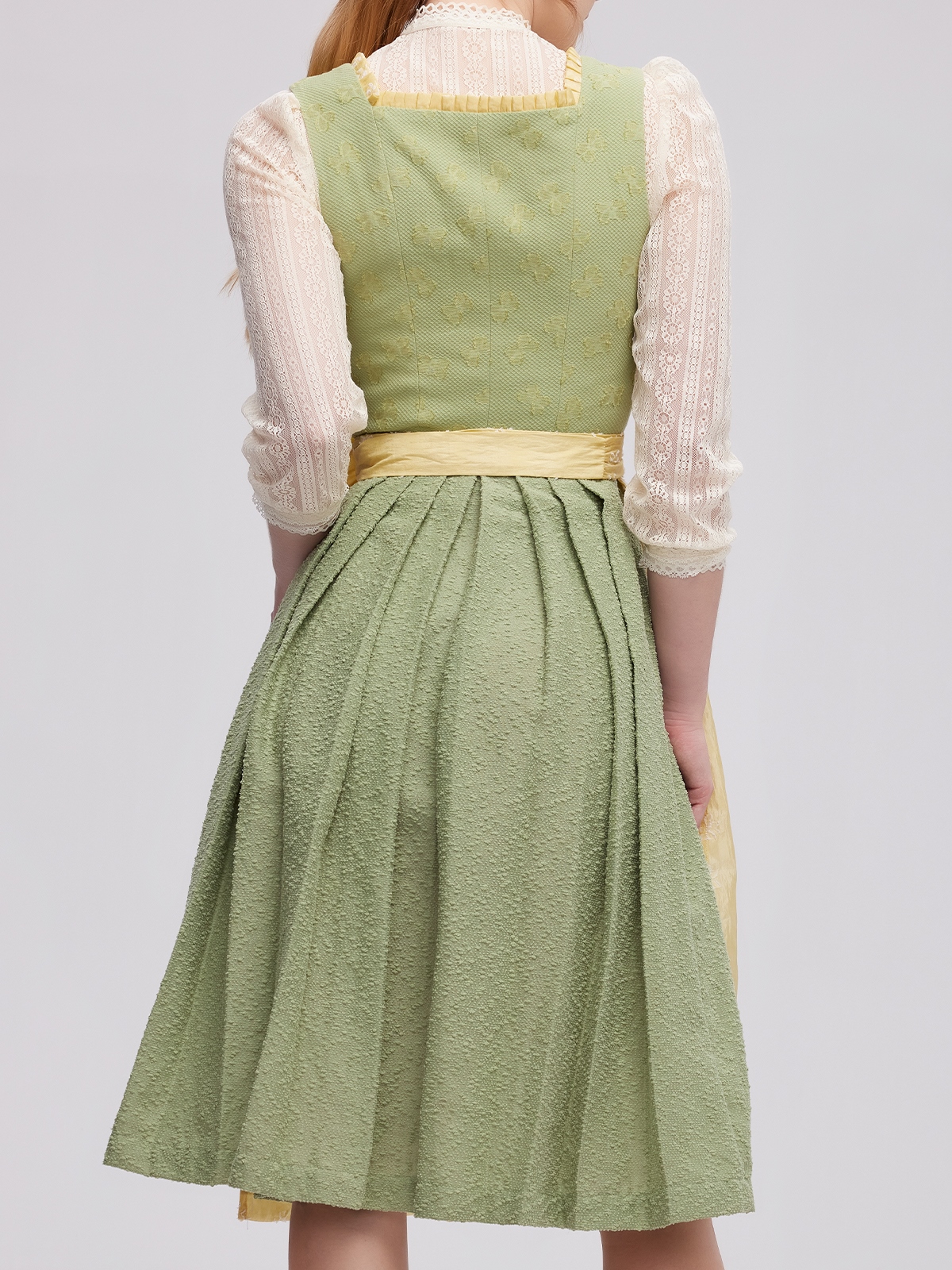 Dirndl Grün mit traditioneller Schürze