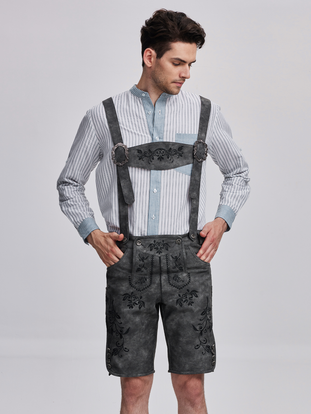 Ehreer Dirndl in Grau