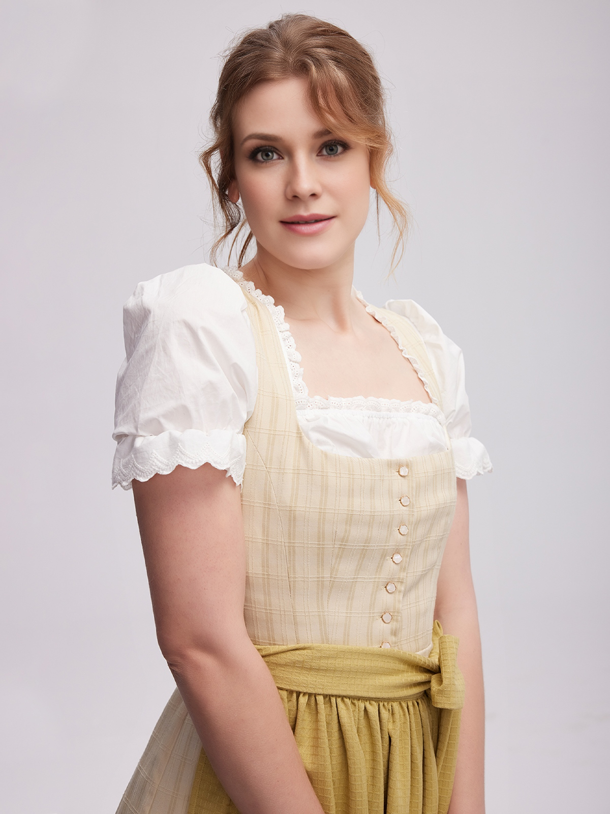 Dirndl in Grün